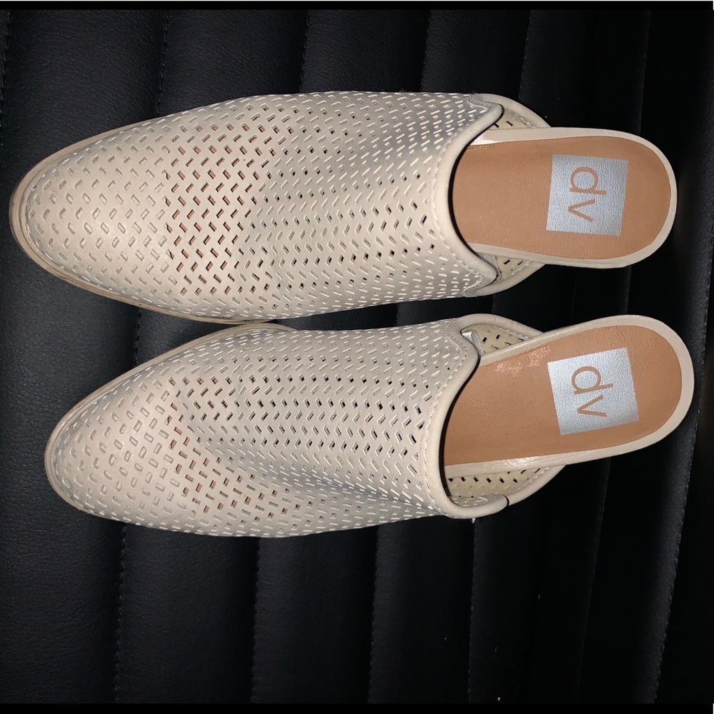 DV shoes